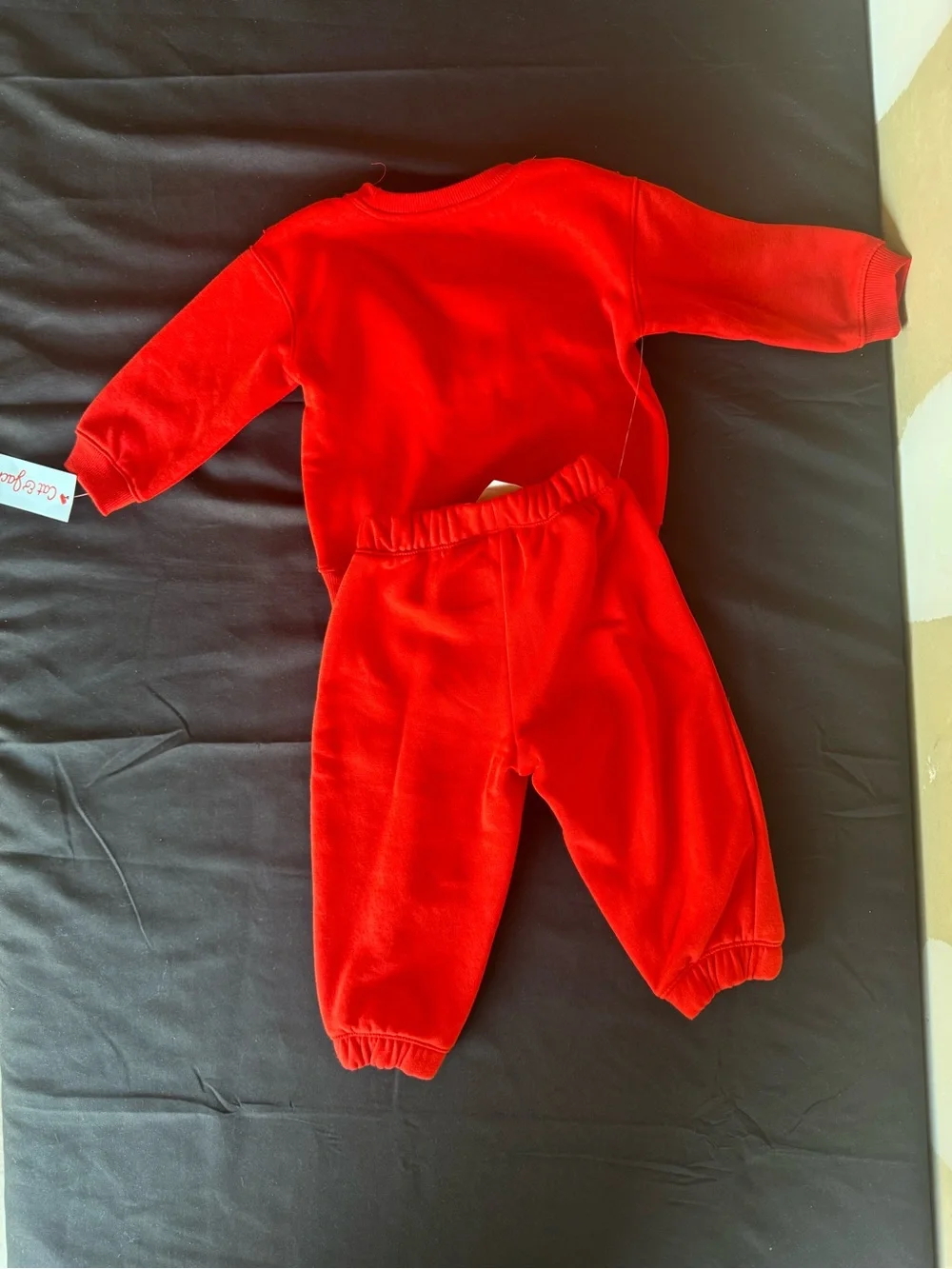 NWT Cat & Jack Baby Girl 2 Pc Red Ruffle Heart Sweatshirt & Sweatpants Set 18M